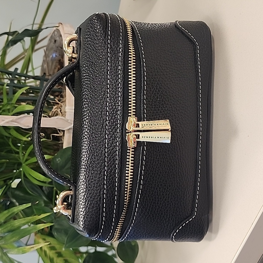 Made In Italy!! Black Leather Purse. New, Never Used.